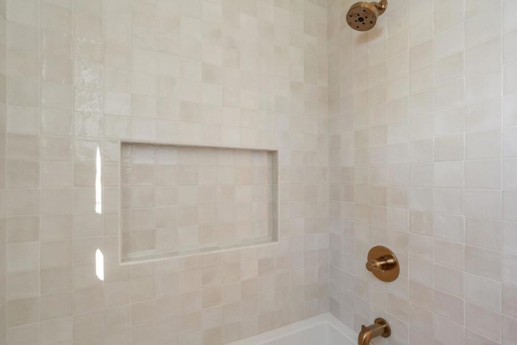 44 Sunnyside Avenue Property Photo 39