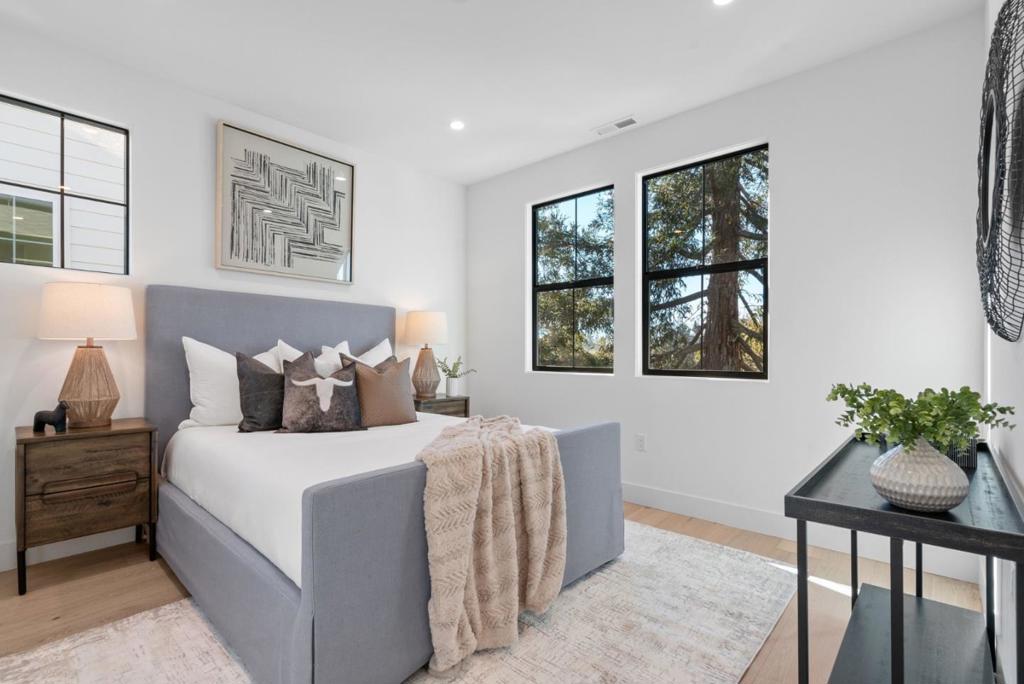 44 Sunnyside Avenue Property Photo 41