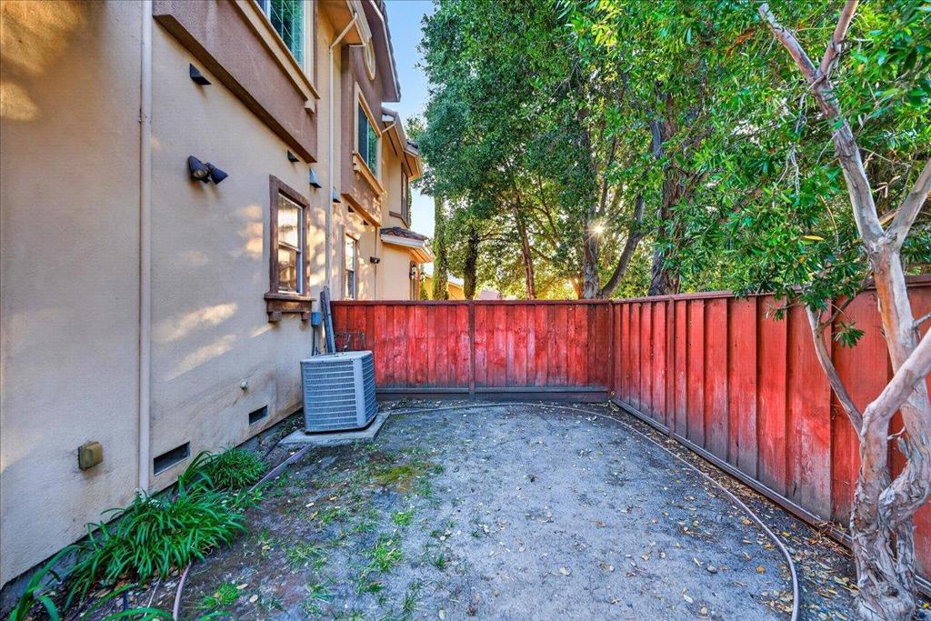 725 W Hacienda Avenue Property Photo 44