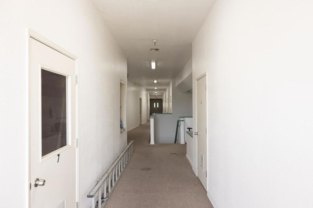 1801 Catalina Street Property Photo 6