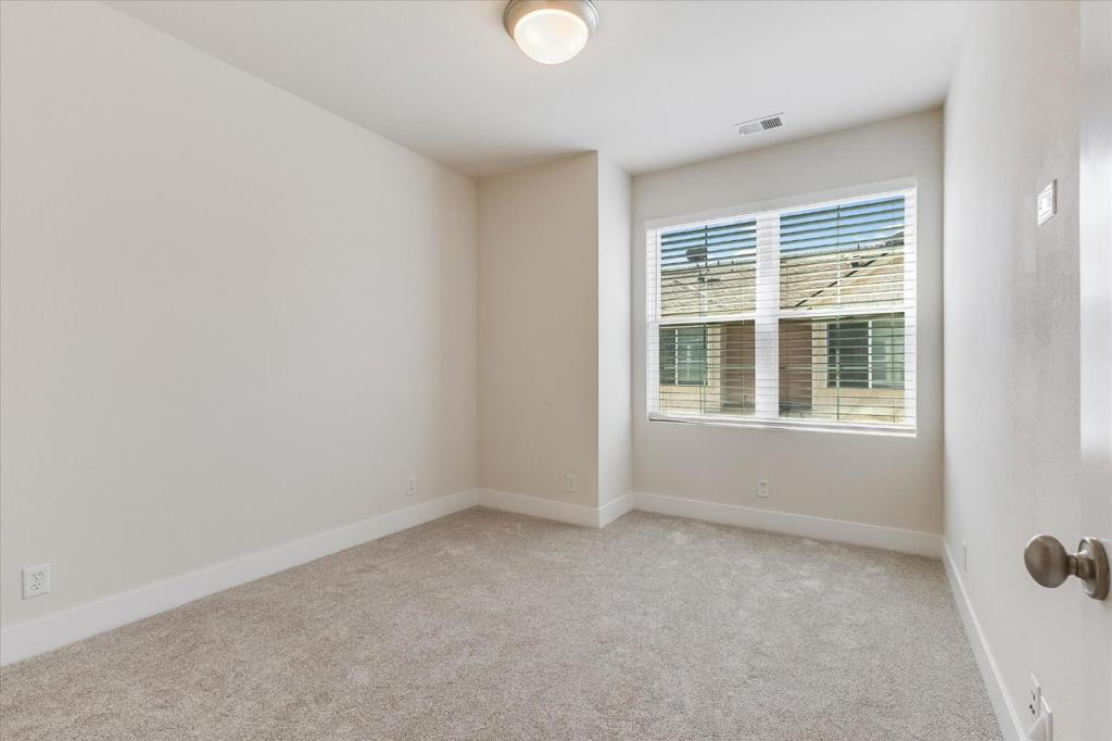 18524 Poppy Jasper Lane Property Photo 13
