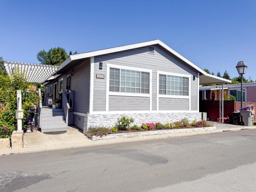 6130 Monterey Road 22 Property Photo 1