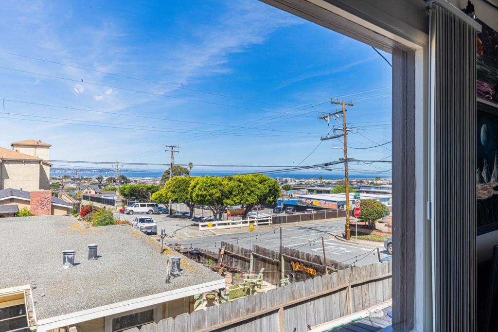 1484 Sonoma Avenue Property Photo 1