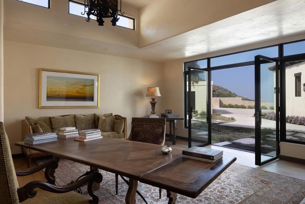 36654 Highway 1 Property Photo 9