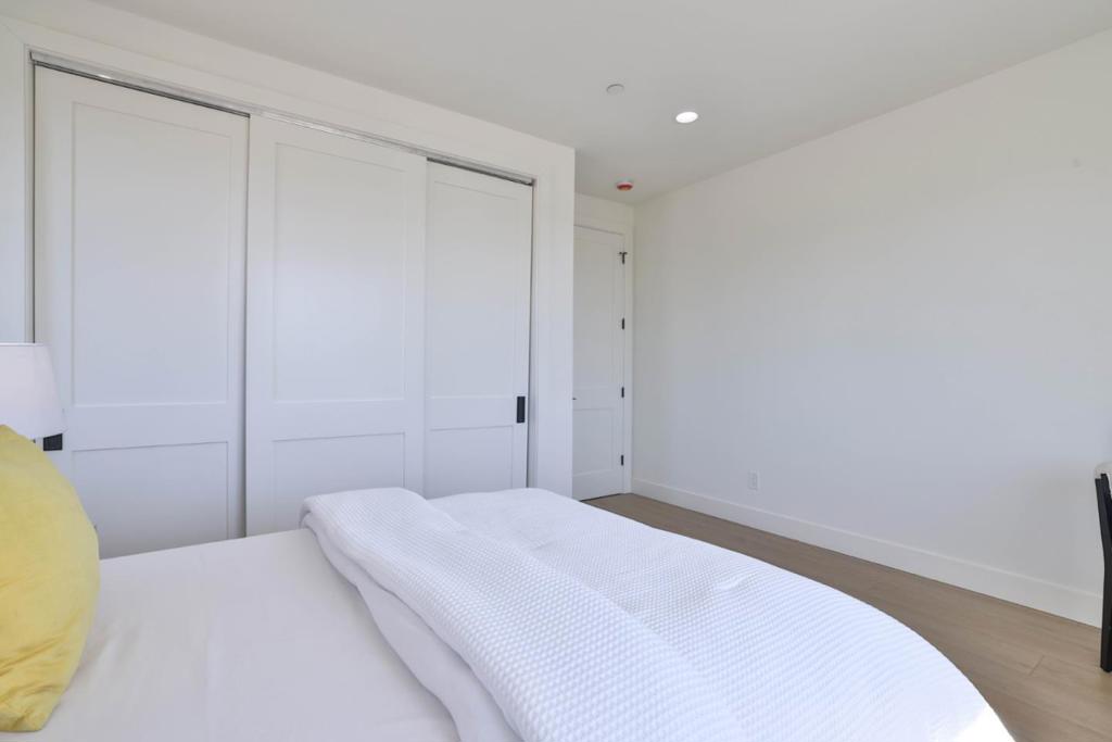 432 Virginia Avenue Property Photo 24