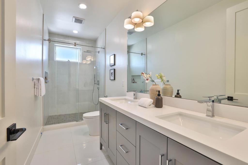 432 Virginia Avenue Property Photo 25
