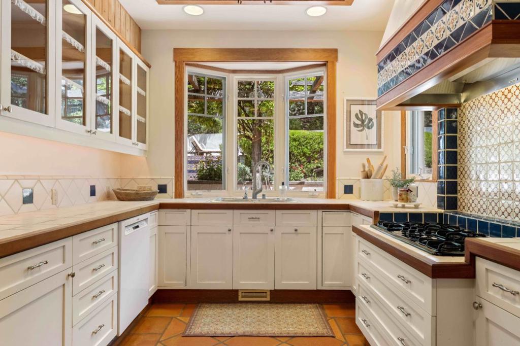 62 E Carmel Valley Road A Property Photo 16