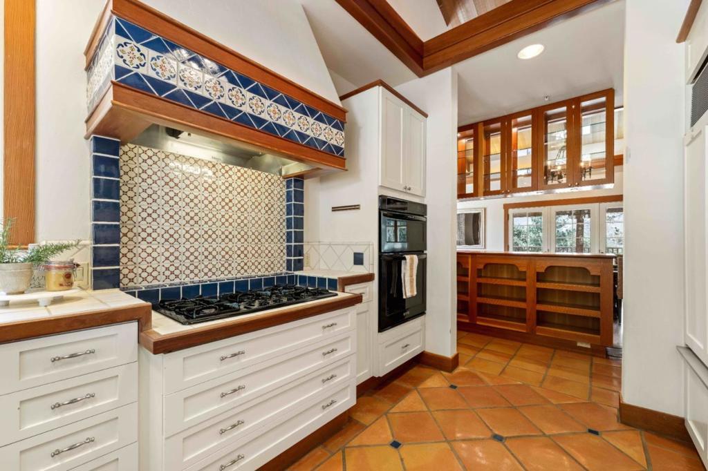 62 E Carmel Valley Road A Property Photo 17