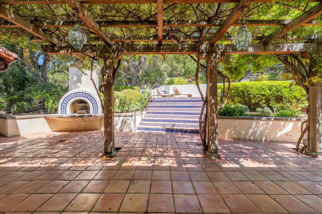 62 E Carmel Valley Road A Property Photo 48