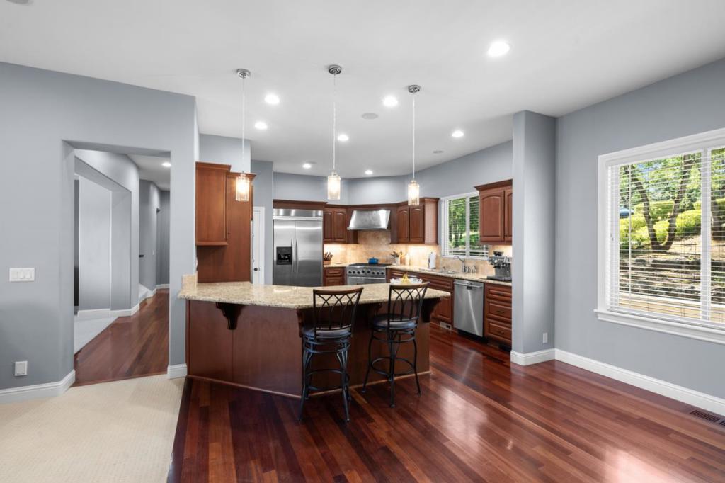 9926 Spyglass Circle Property Photo 4