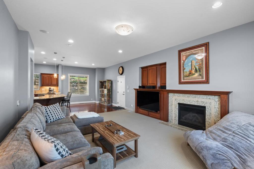 9926 Spyglass Circle Property Photo 7