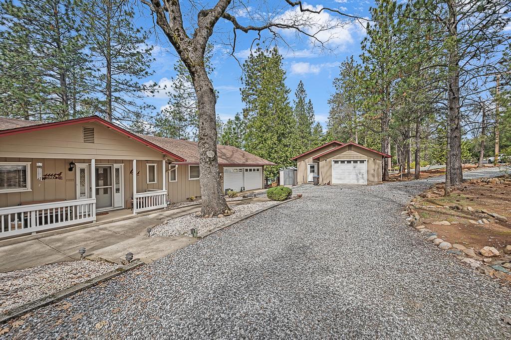 11151 Quail Drive Property Photo 1