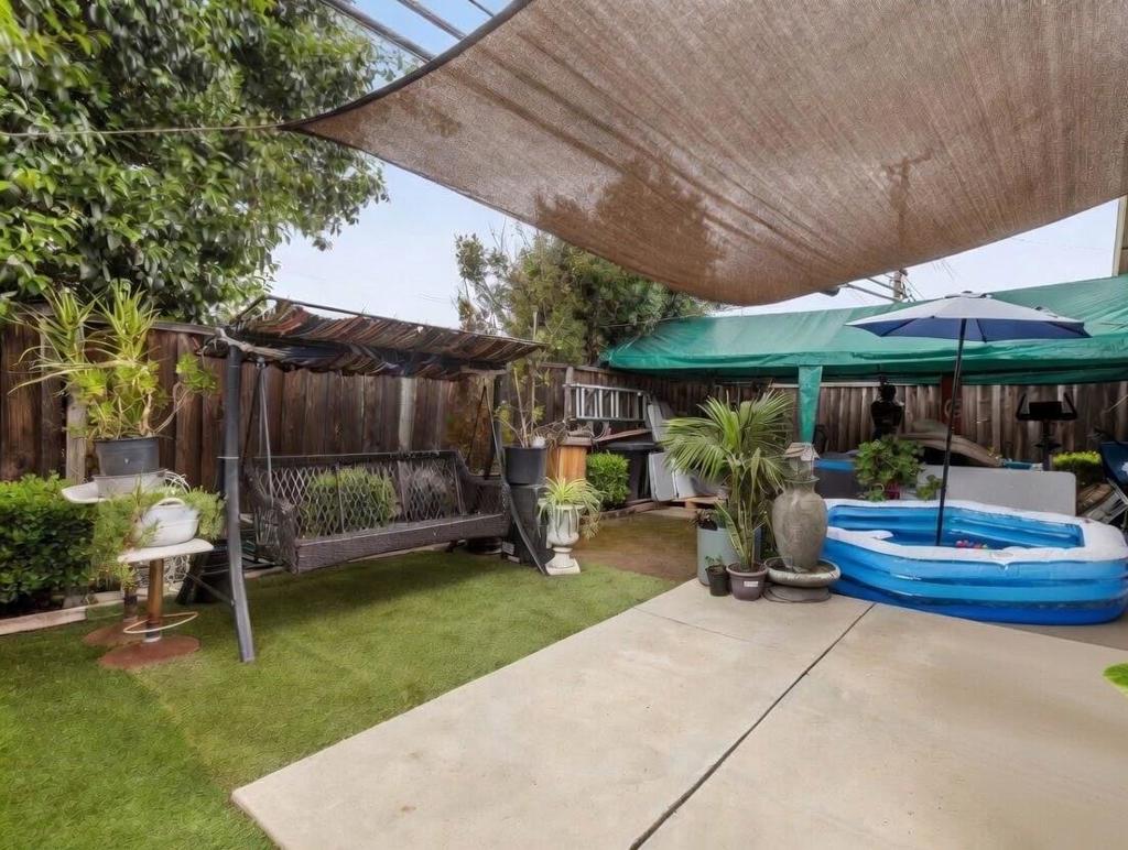 5746 Chesbro Avenue Property Photo 16