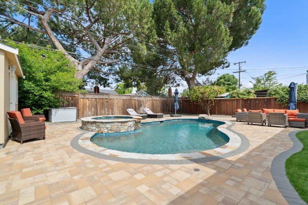 1791 Branham Lane Property Photo 3