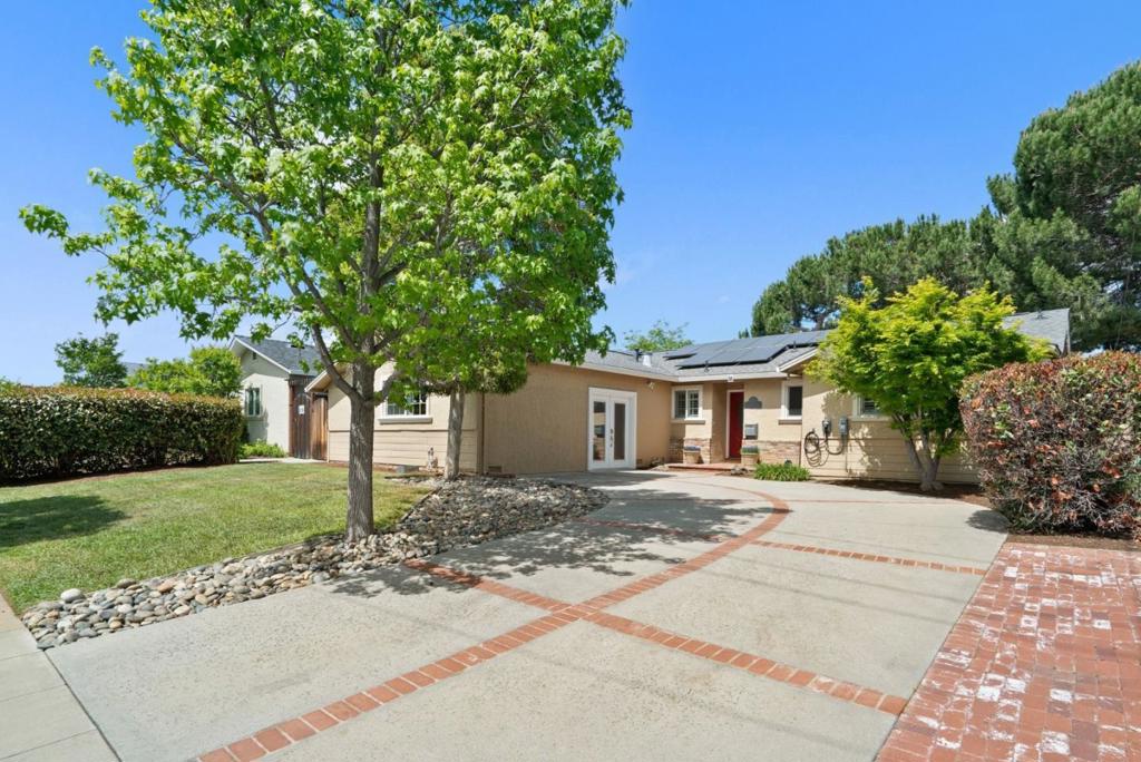 1791 Branham Lane Property Photo 8