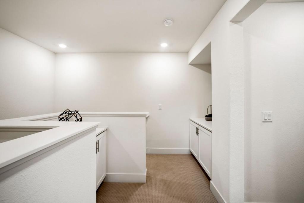 5720 Greige Circle G Property Photo 25