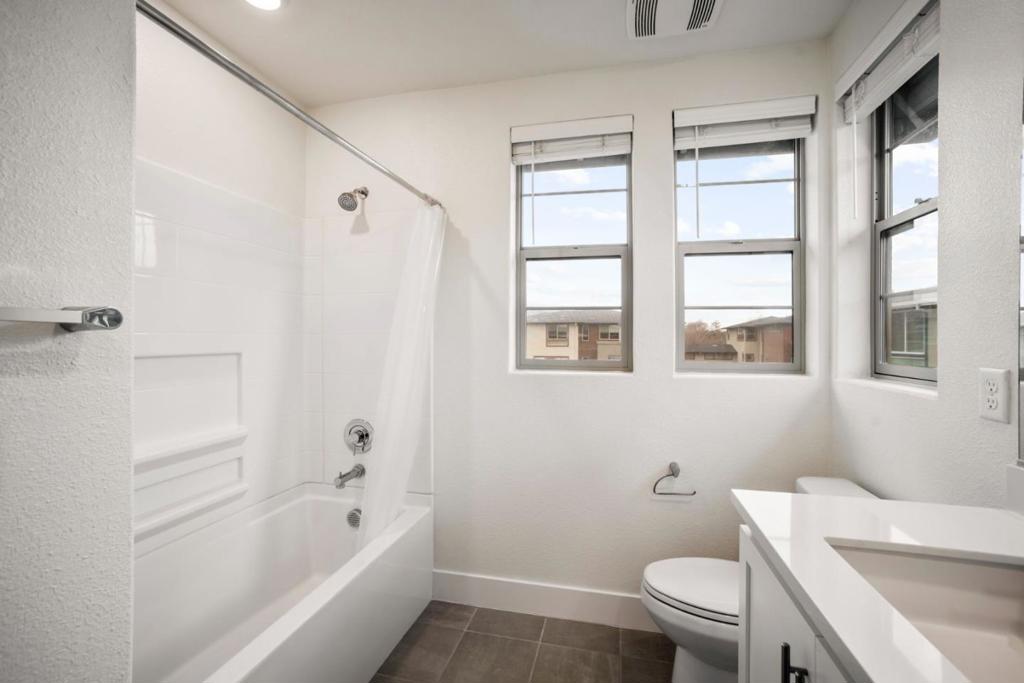 5720 Greige Circle G Property Photo 40