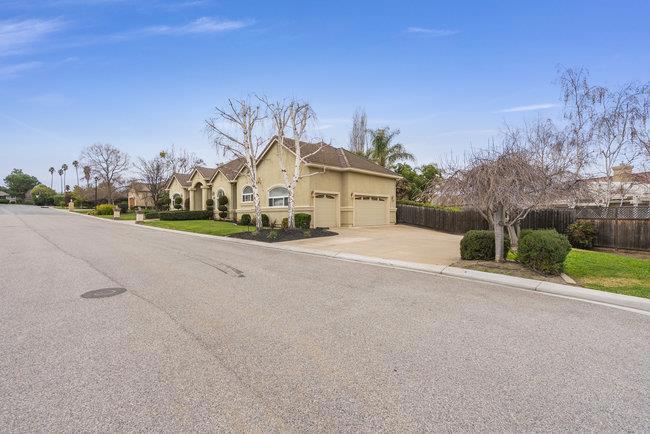 50 Ralphs Way Property Photo 3