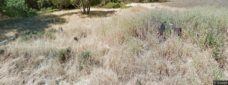 3223 S Lake Drive Property Photo 3