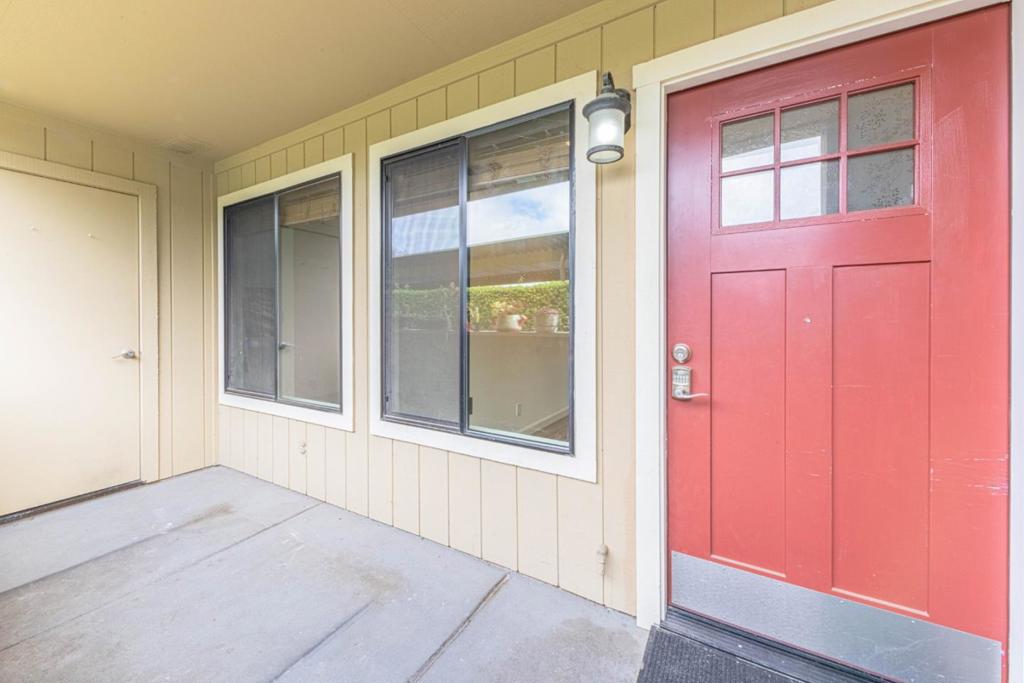 820 Casanova Avenue 108 Property Photo 4