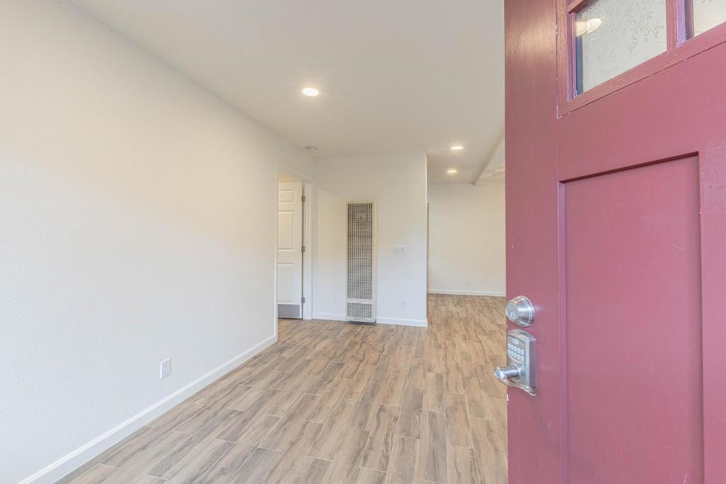 820 Casanova Avenue 108 Property Photo 5