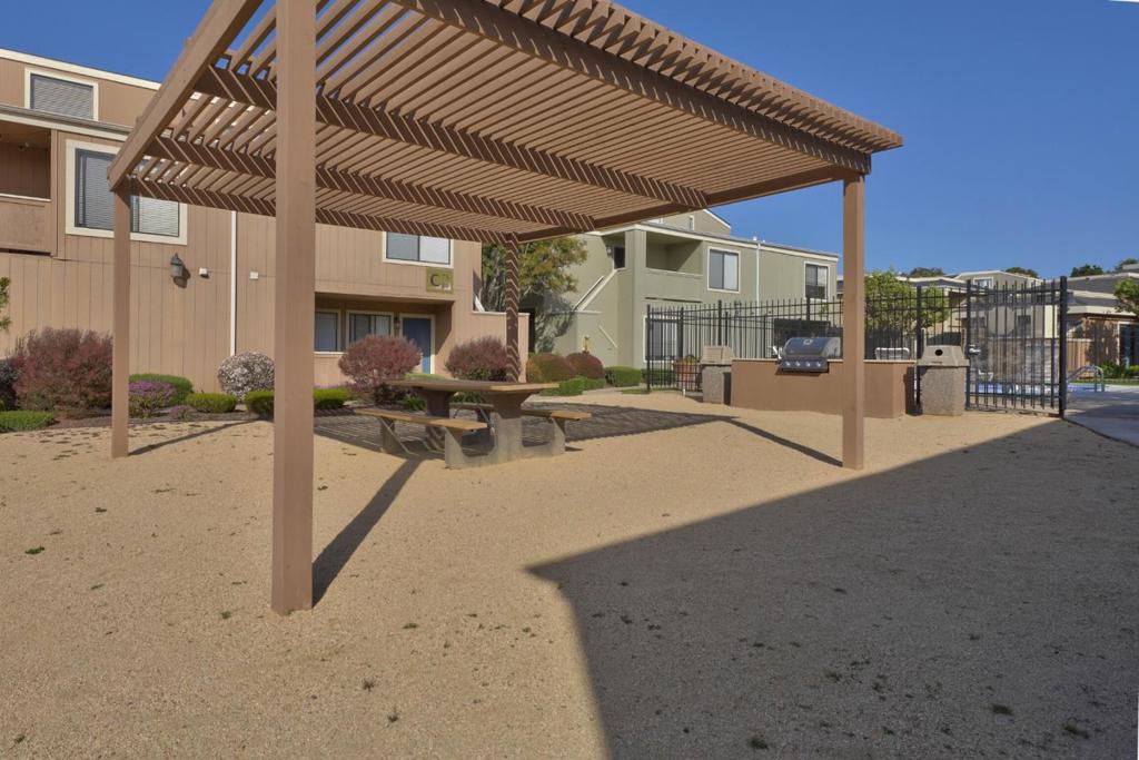 820 Casanova Avenue 108 Property Photo 21