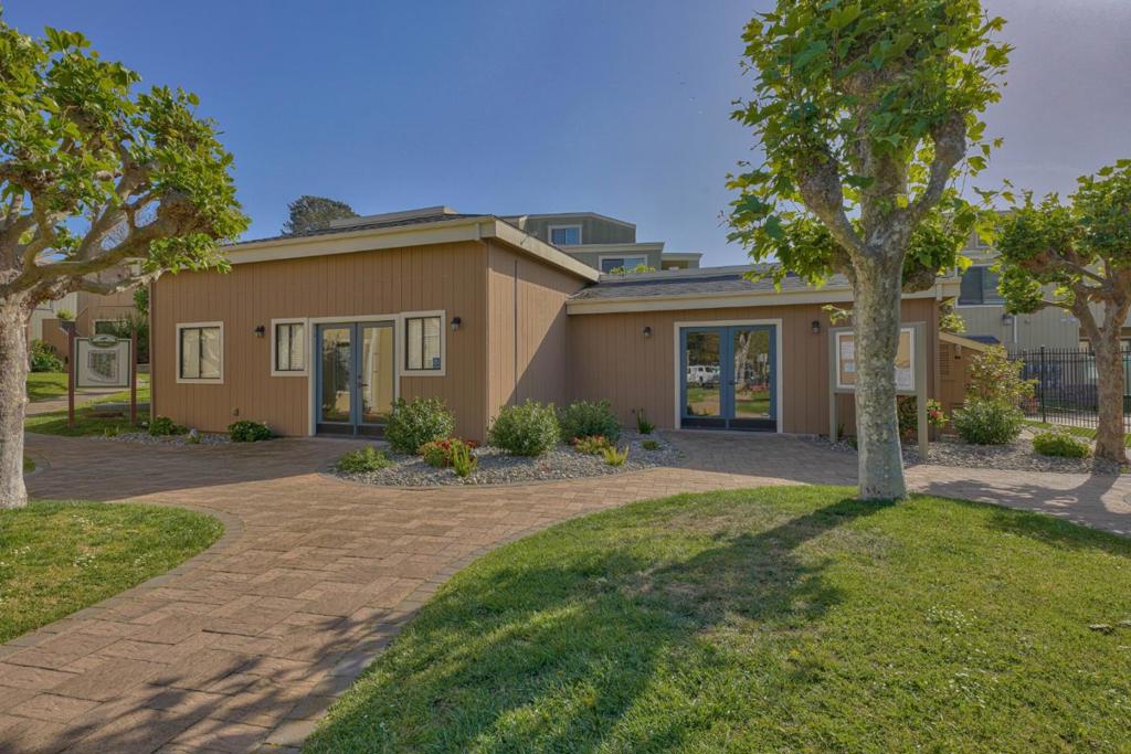820 Casanova Avenue 108 Property Photo 22