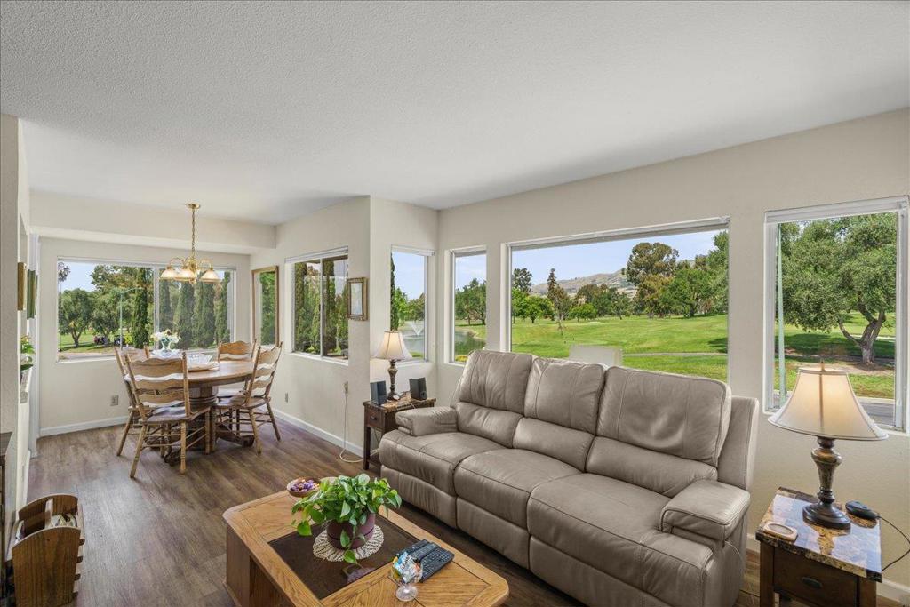 8014 Pinot Noir Court Property Photo 9