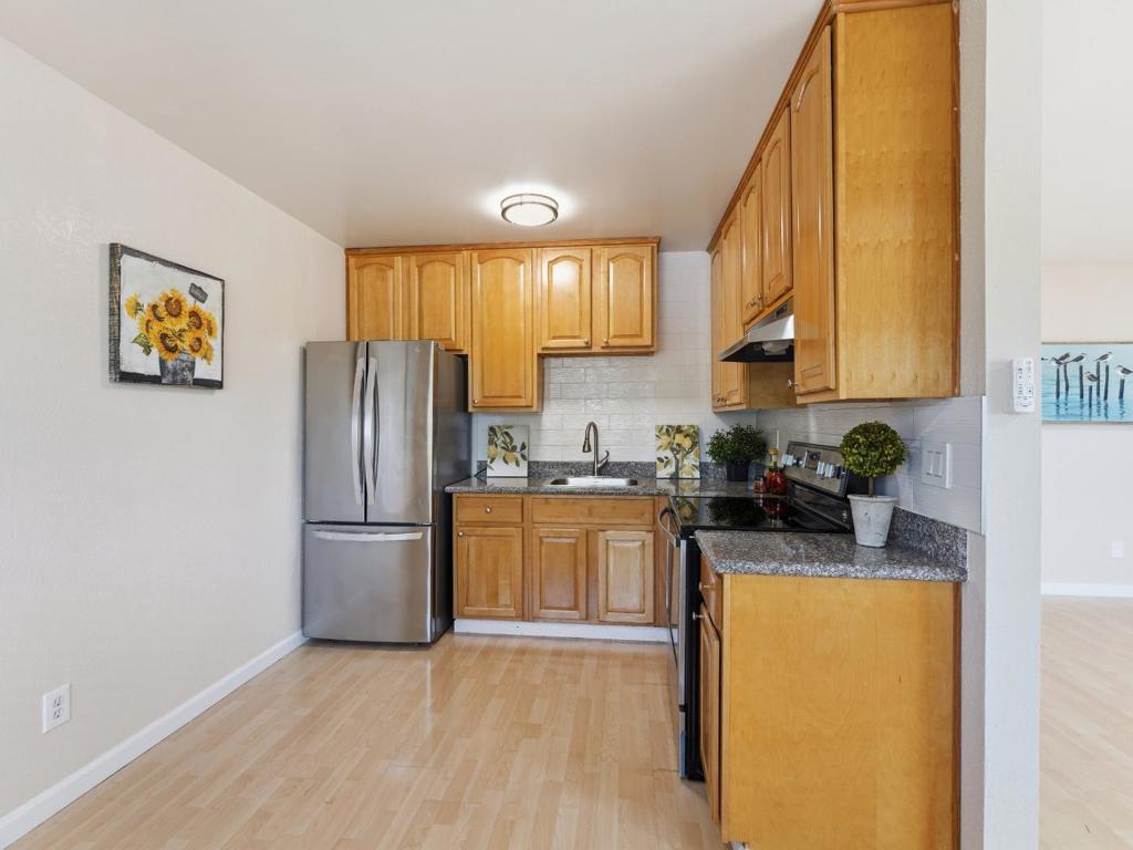 607 Valley Forge Way 4 Property Photo 5