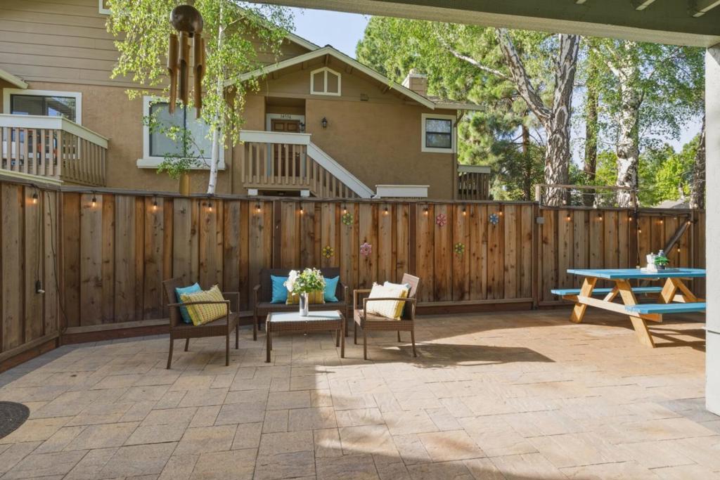 34598 Pueblo Terrace Property Photo 8