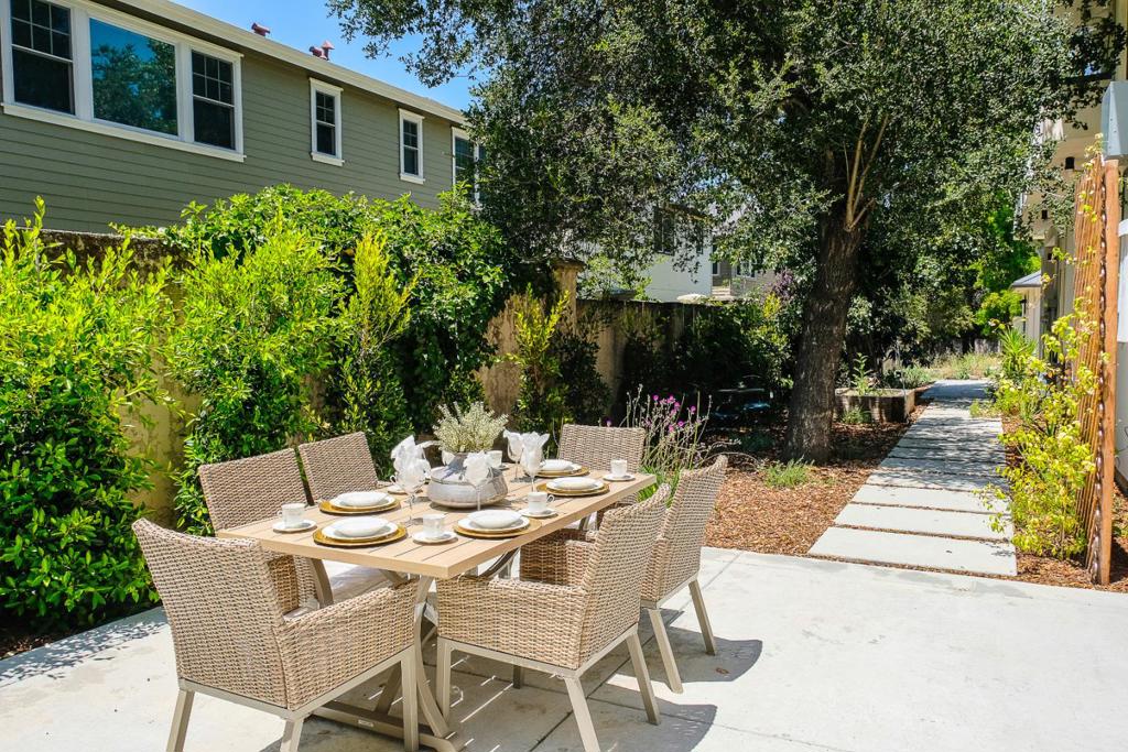 18800 Saratoga Los Gatos Road Property Photo 57