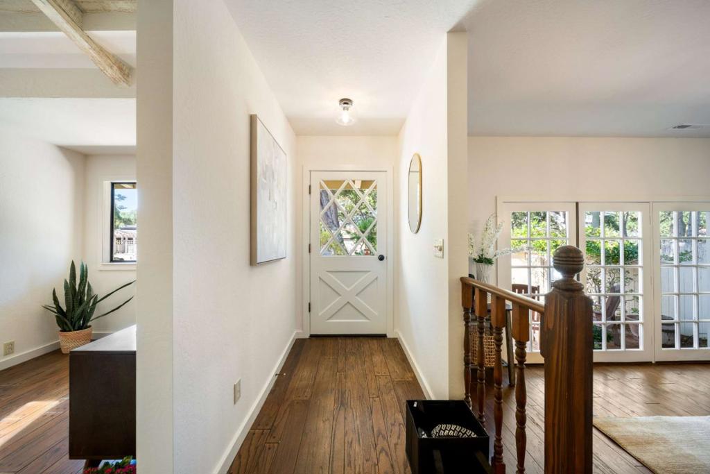 1027 Vaquero Road Property Photo 10