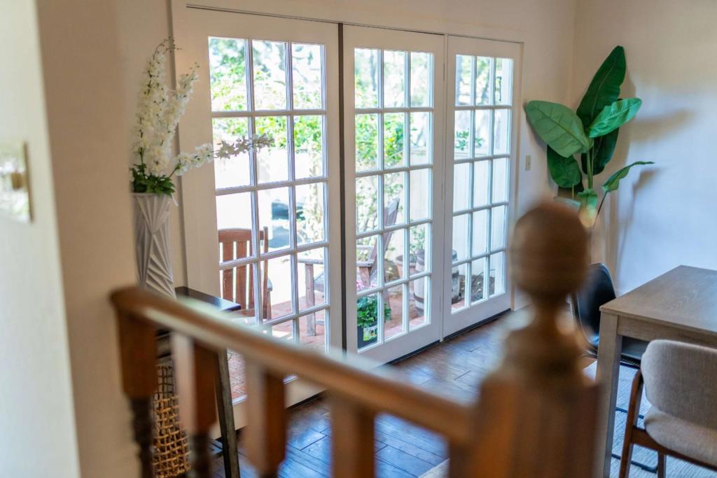 1027 Vaquero Road Property Photo 11