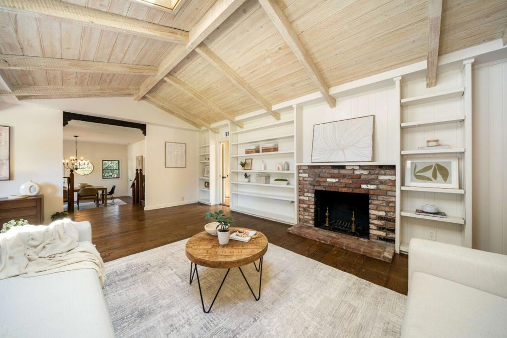 1027 Vaquero Road Property Photo 14