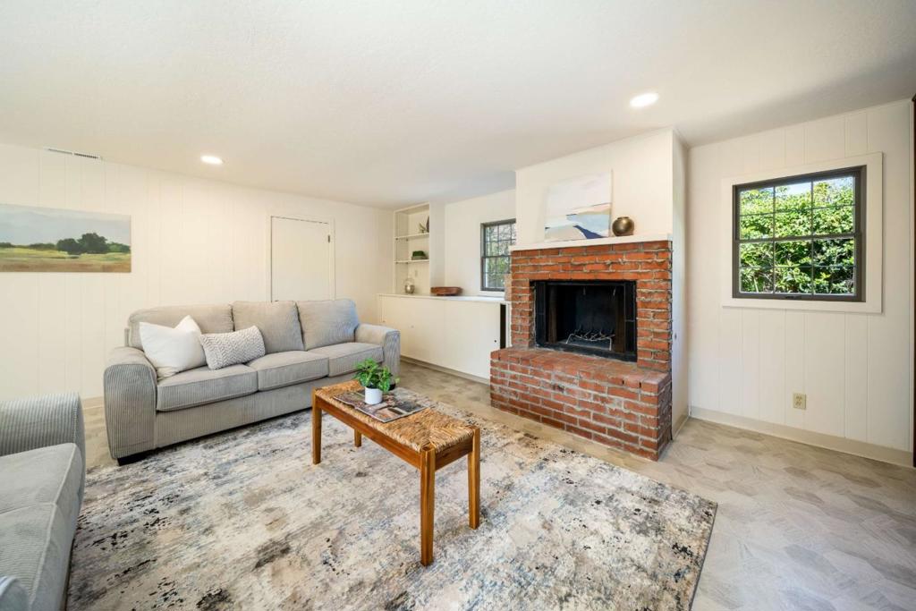 1027 Vaquero Road Property Photo 35