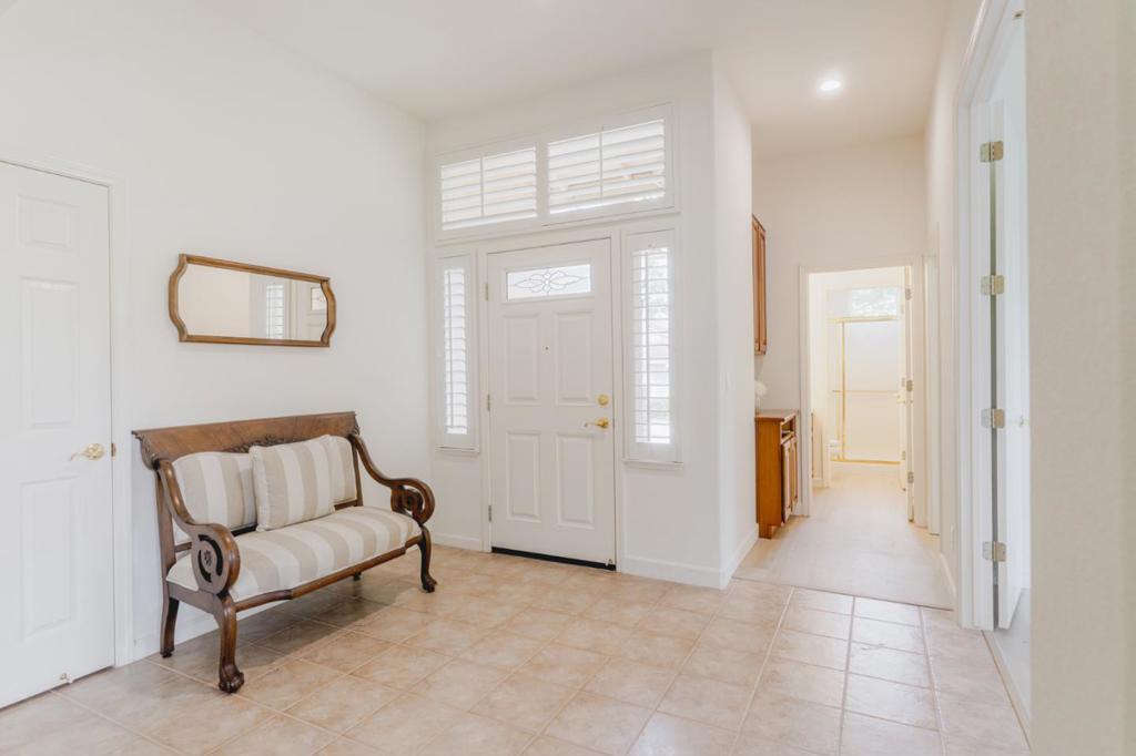 2094 Mataro Way Property Photo 4