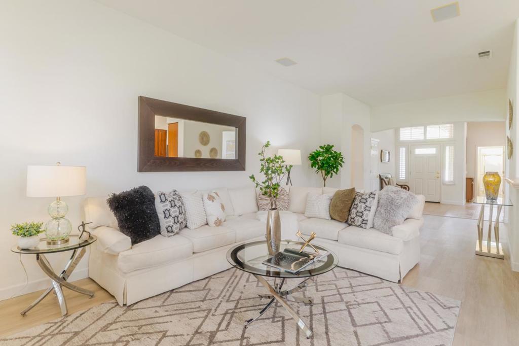 2094 Mataro Way Property Photo 13