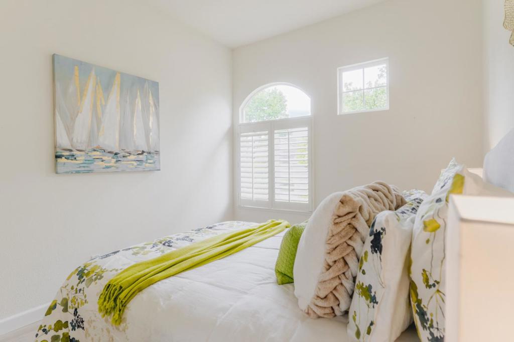 2094 Mataro Way Property Photo 18