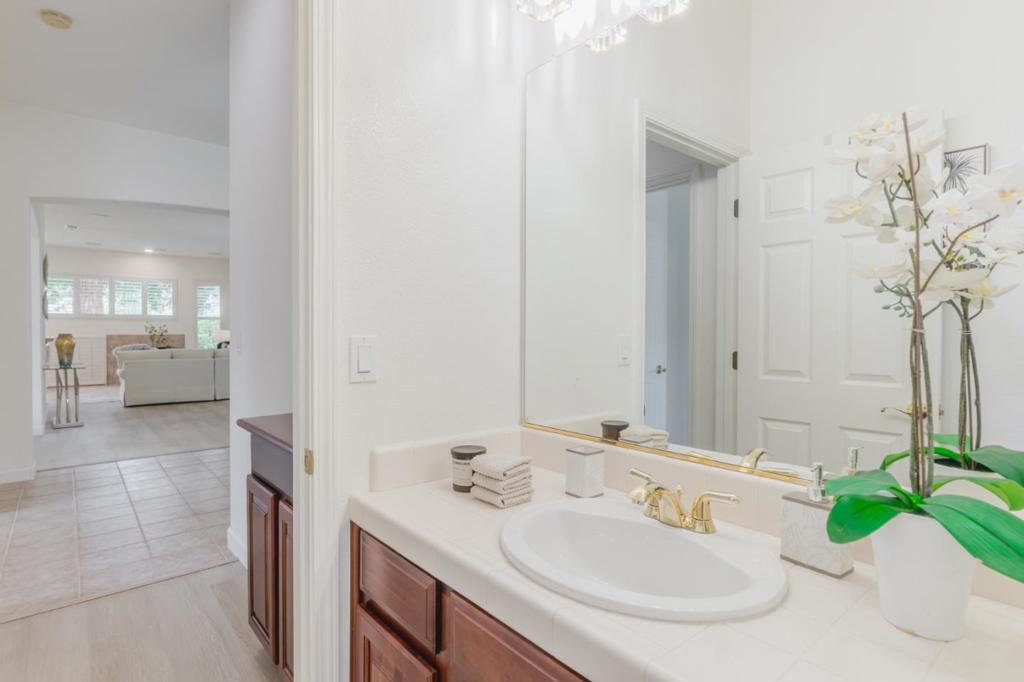 2094 Mataro Way Property Photo 20