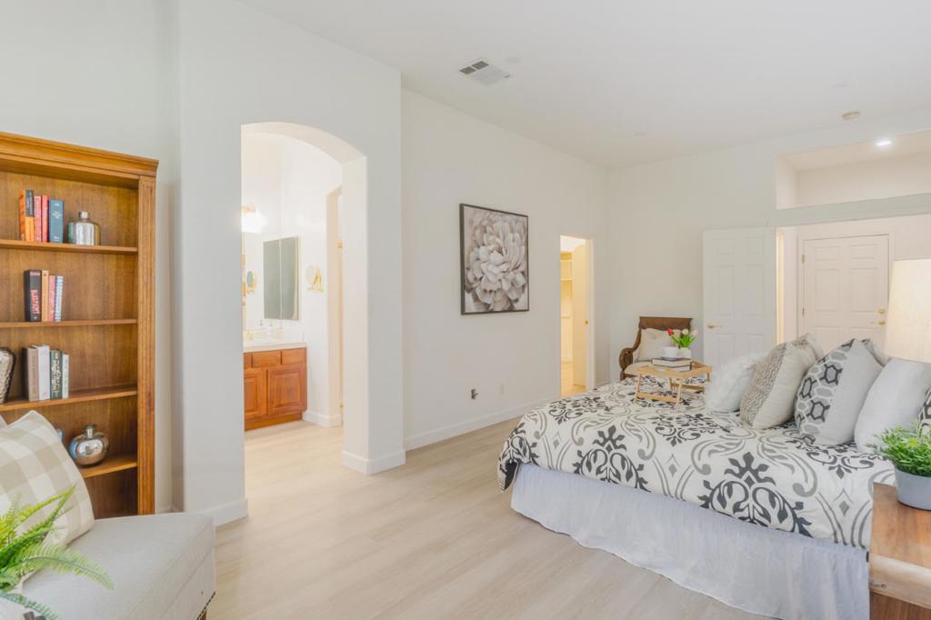 2094 Mataro Way Property Photo 39