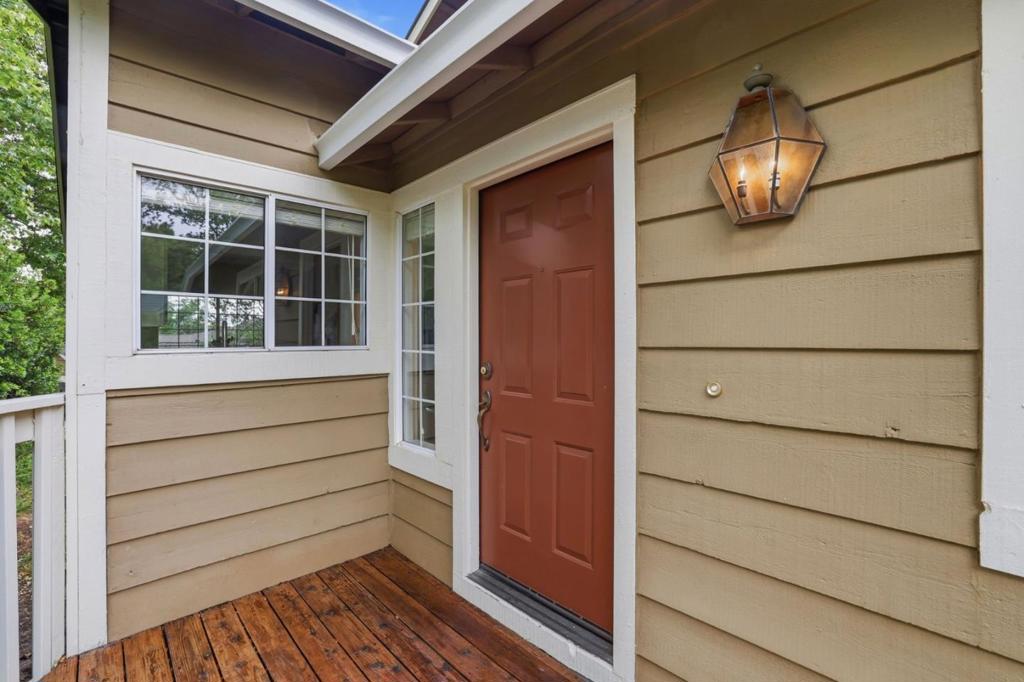 1222 Linder Hill Lane Property Photo 4