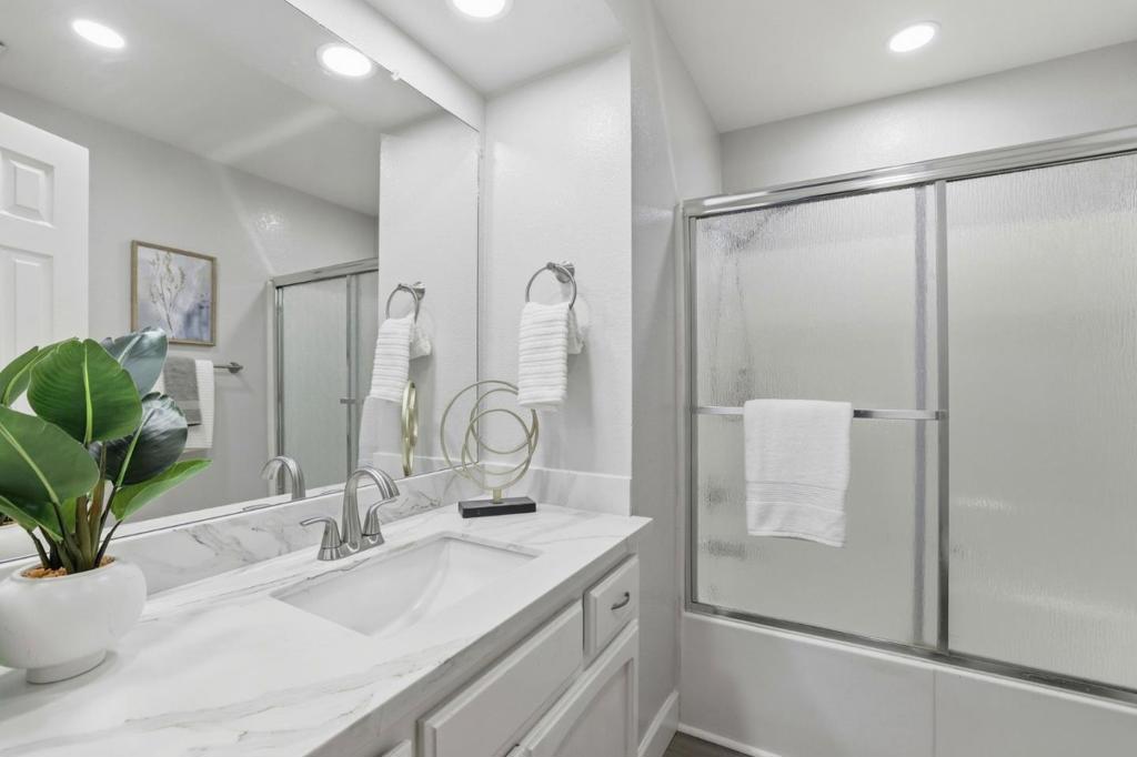 1222 Linder Hill Lane Property Photo 23
