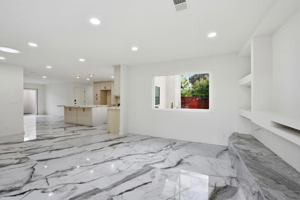 4308 Granite Court Property Photo 12