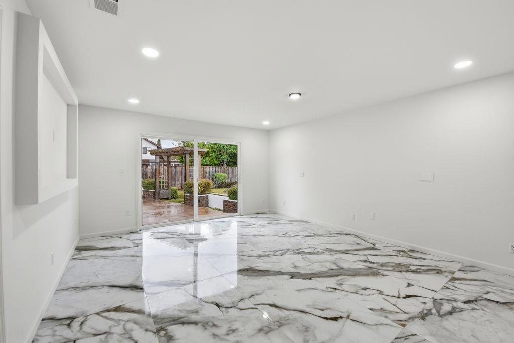4308 Granite Court Property Photo 15