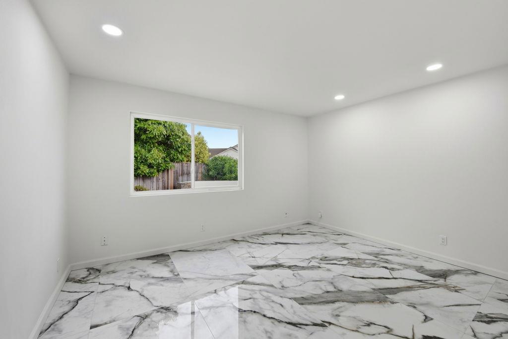 4308 Granite Court Property Photo 18