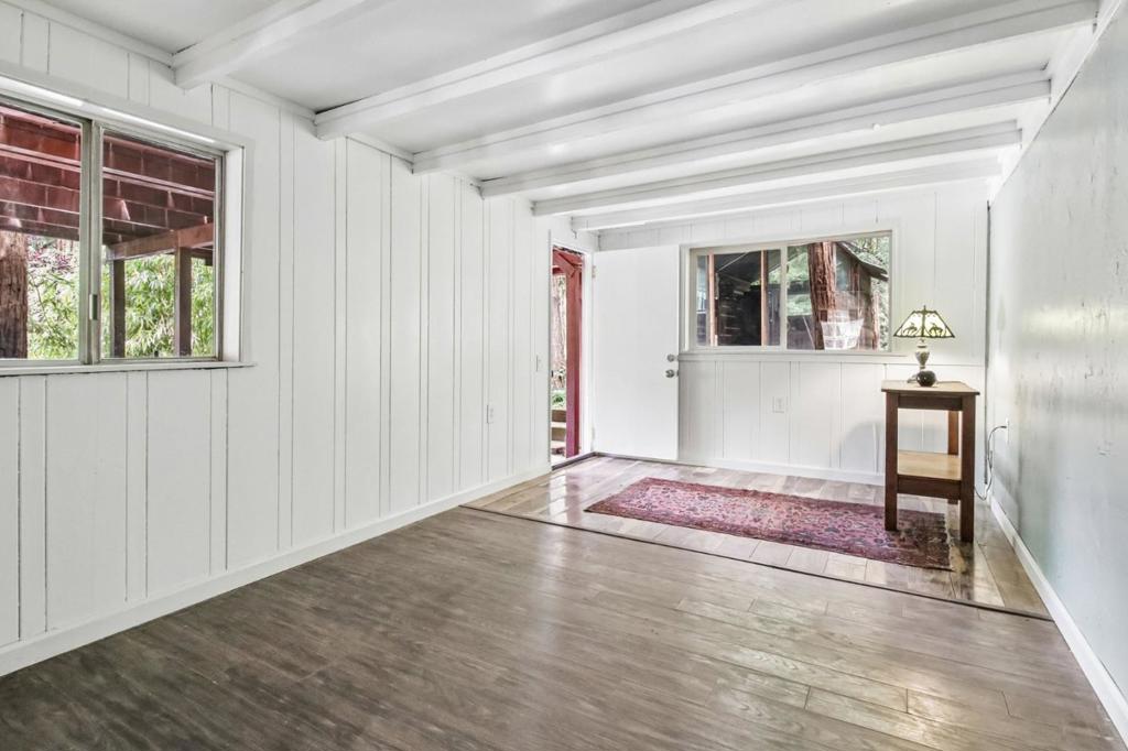 123 Pine Avenue Property Photo 21