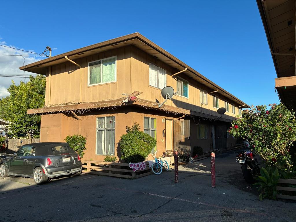 ML82044629 Property Photo 2