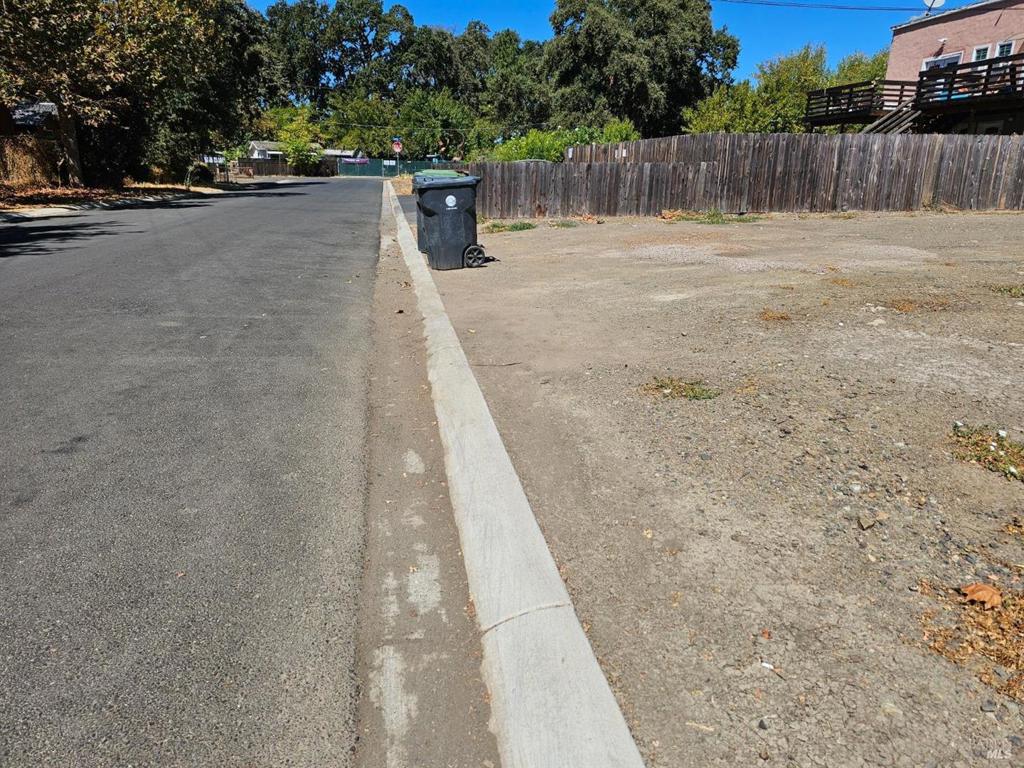 14240 Pearl Avenue Property Photo 3