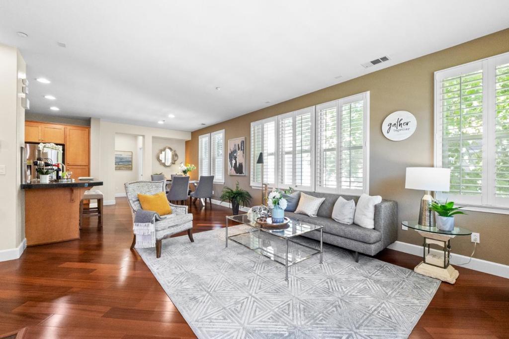 20582 Murano Circle Property Photo 2