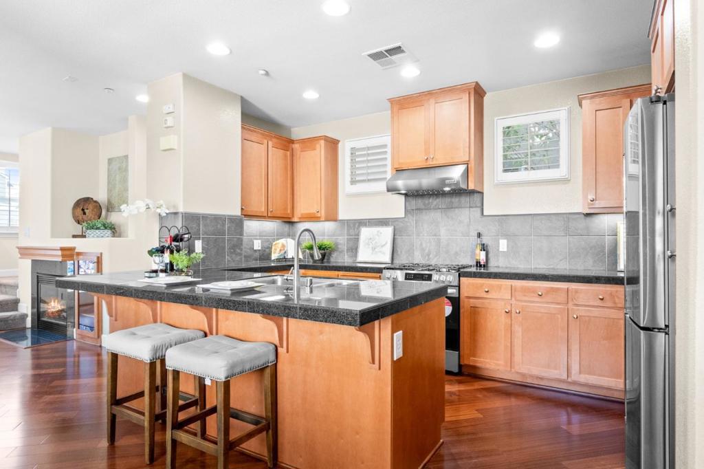 20582 Murano Circle Property Photo 9